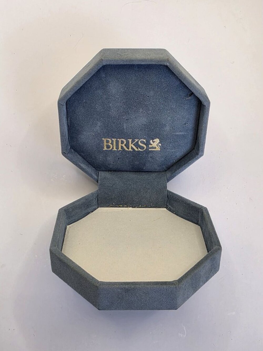 BIRKS Octagonal Slate Blue Velvet Jewellery Box Ring Presentation Display Case